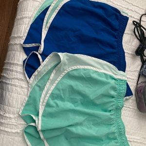 Nike women’s tempo shorts